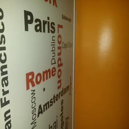 Interno31 *